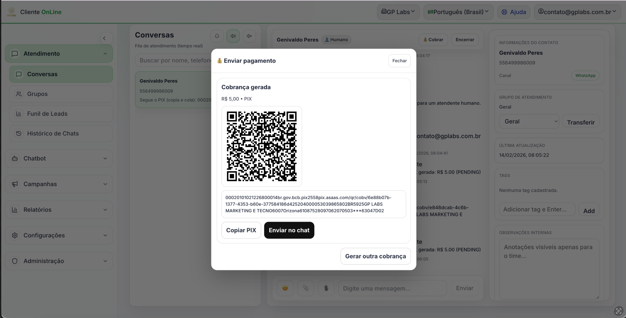 Tela de cobrança PIX com QR Code e opção de enviar no chat